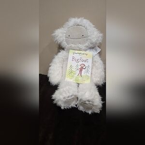 Slumberkins Bigfoot Plush Toy - White